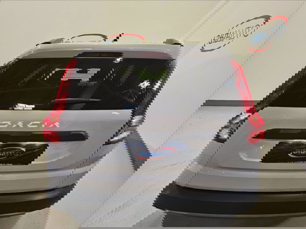 Dacia Jogger usata a Palermo (8)