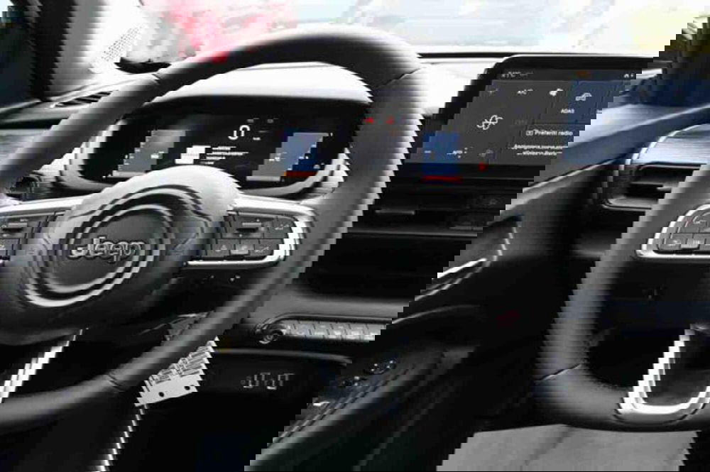 Jeep Avenger nuova a Torino (14)