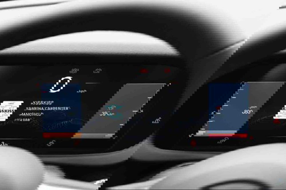 Jeep Avenger nuova a Torino (15)