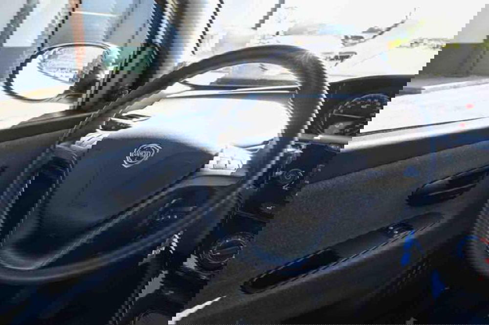 Lancia Ypsilon usata a Torino (20)