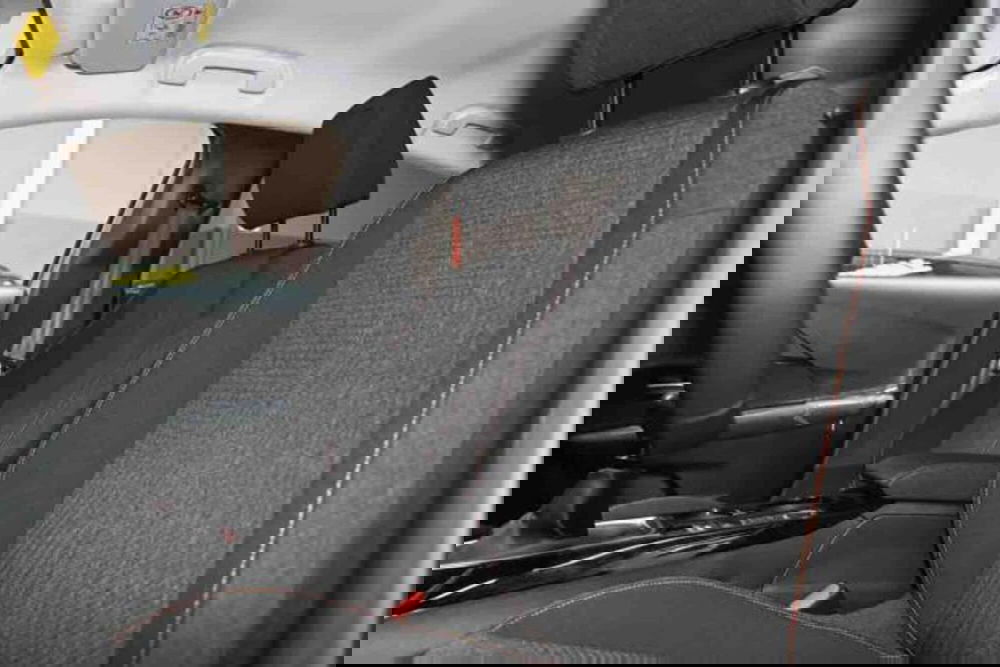 Peugeot 208 nuova a Torino (14)