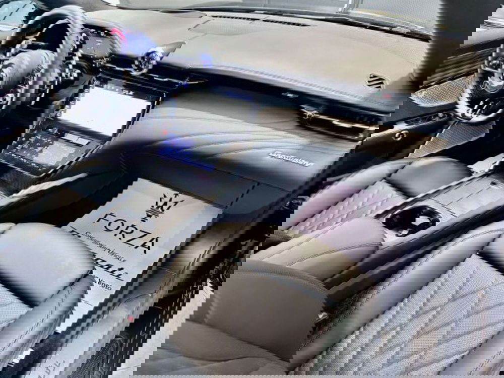 Maserati Granturismo nuova a Torino (12)