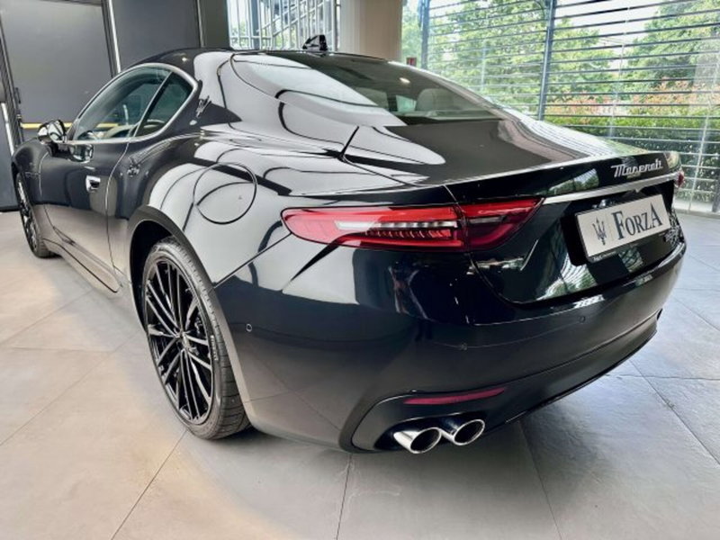 Maserati Granturismo nuova a Torino (8)