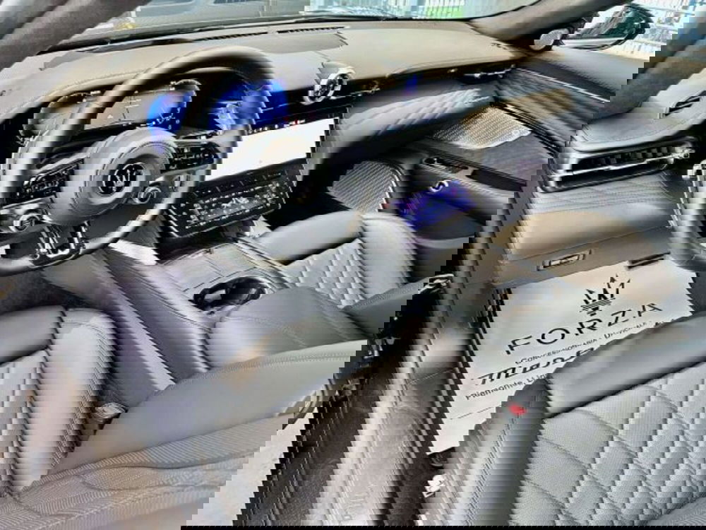 Maserati Granturismo nuova a Torino (9)