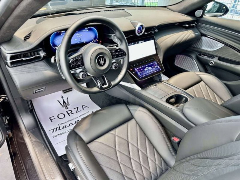 Maserati Granturismo nuova a Torino (9)