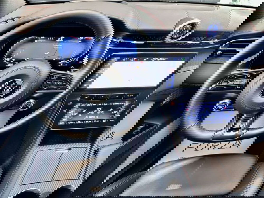 Maserati Grecale usata a Torino (14)