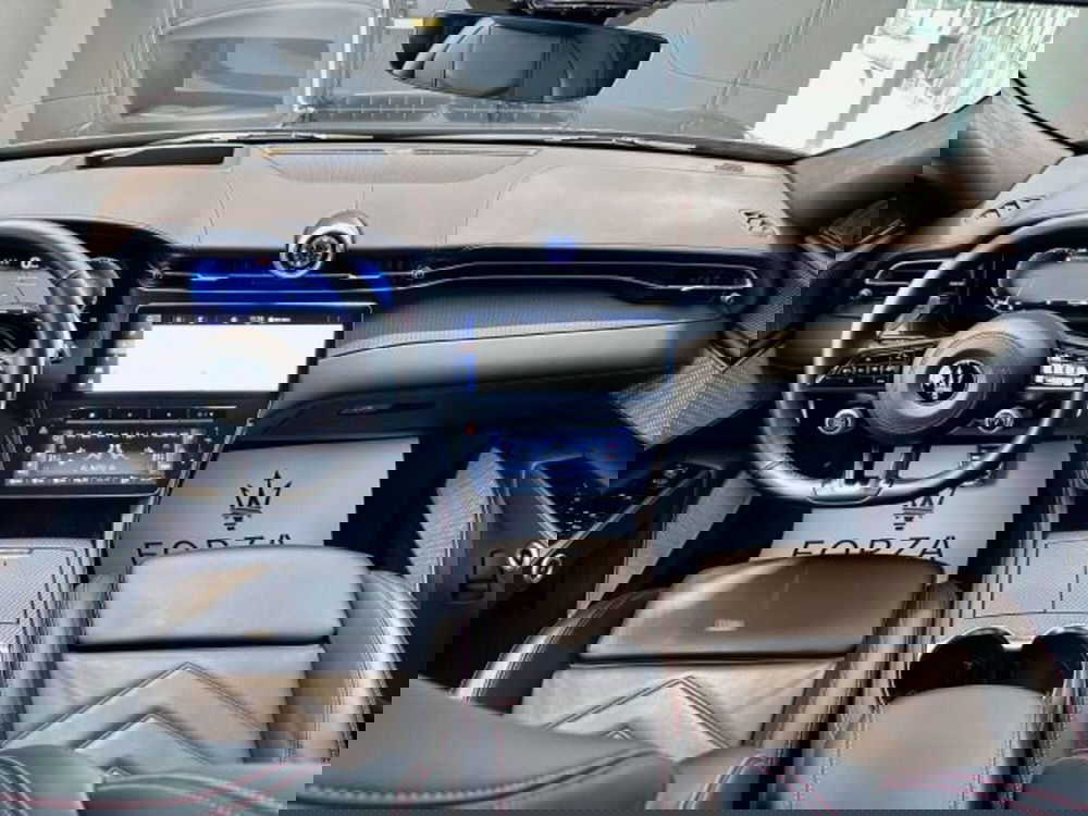 Maserati Grecale usata a Torino (15)