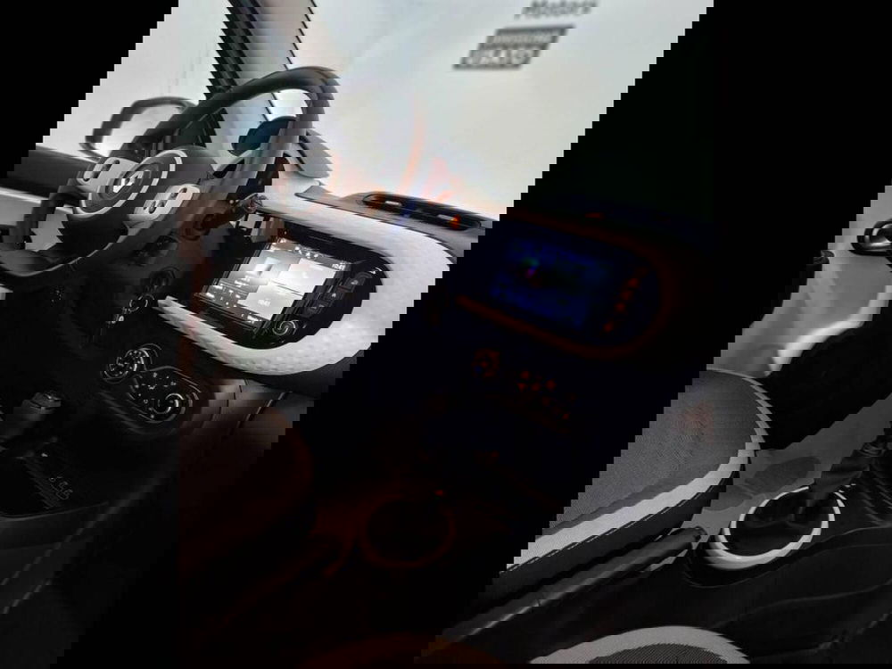 Renault Twingo usata a Torino (12)