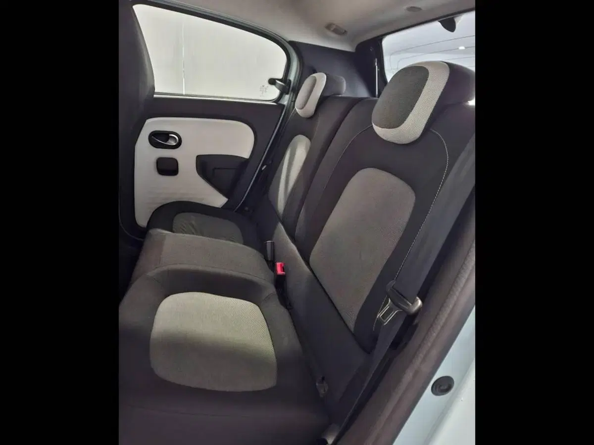 Renault Twingo usata a Torino (15)
