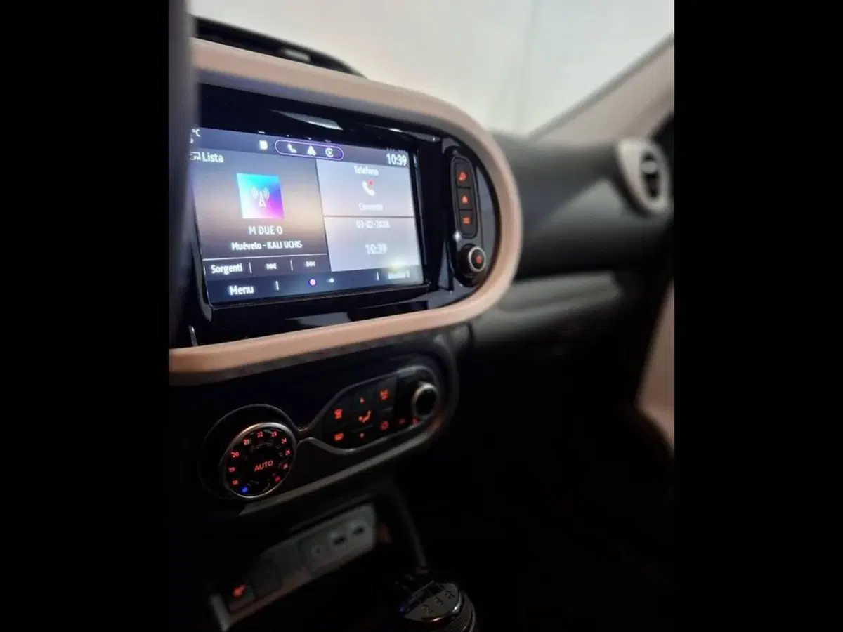 Renault Twingo usata a Torino (8)