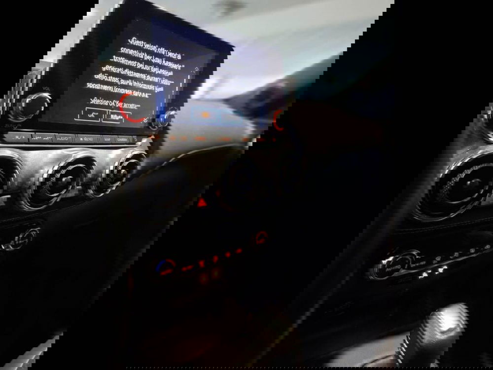 Nissan Juke usata a Torino (8)