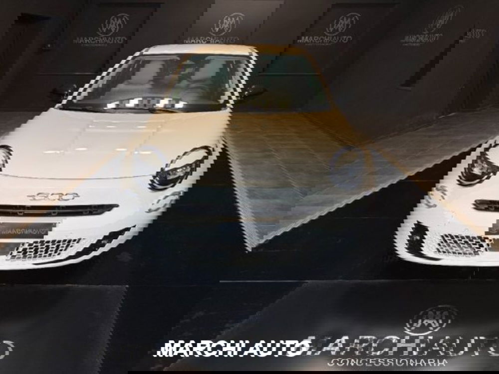 Fiat 600 nuova a Perugia (2)