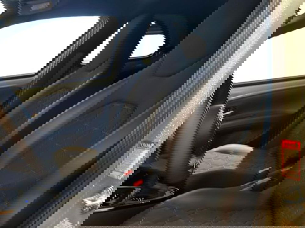 Toyota Aygo X usata a Vercelli (12)