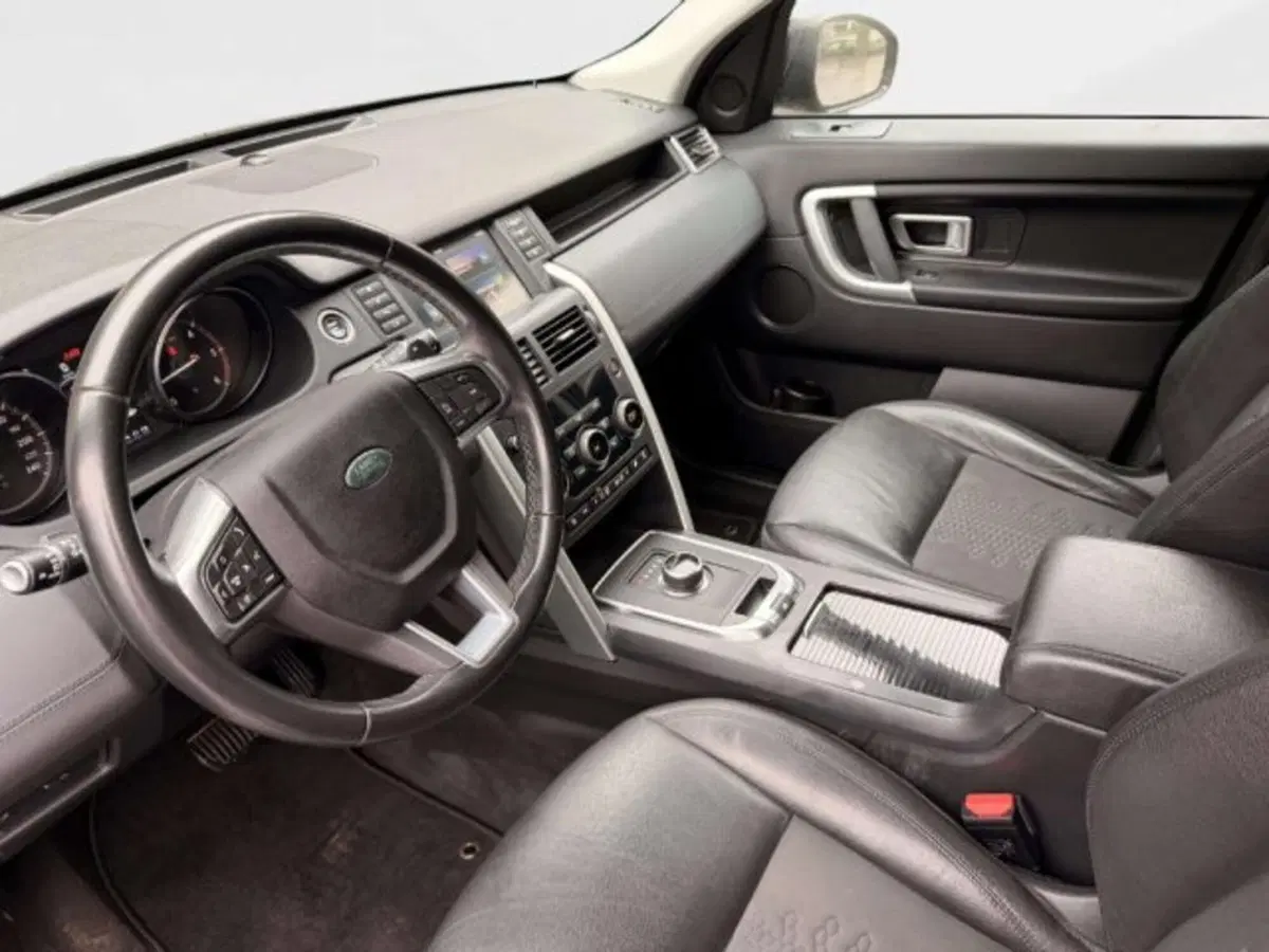 Land Rover Discovery Sport usata a Siena (10)