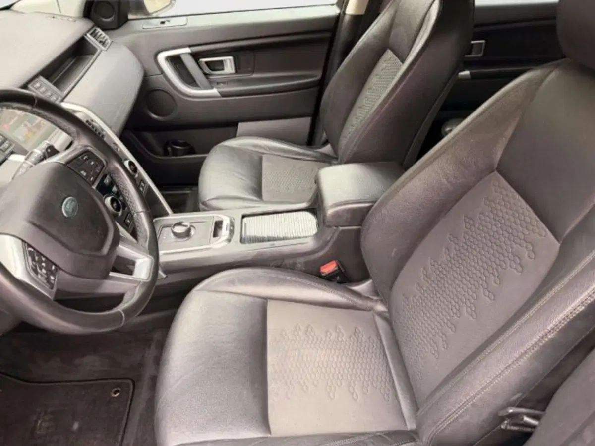 Land Rover Discovery Sport usata a Siena (11)