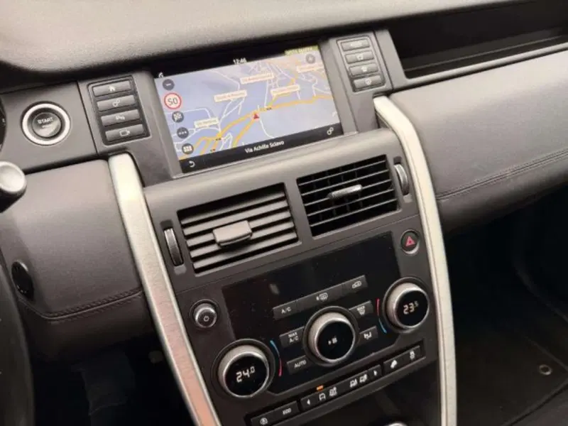 Land Rover Discovery Sport usata a Siena (14)
