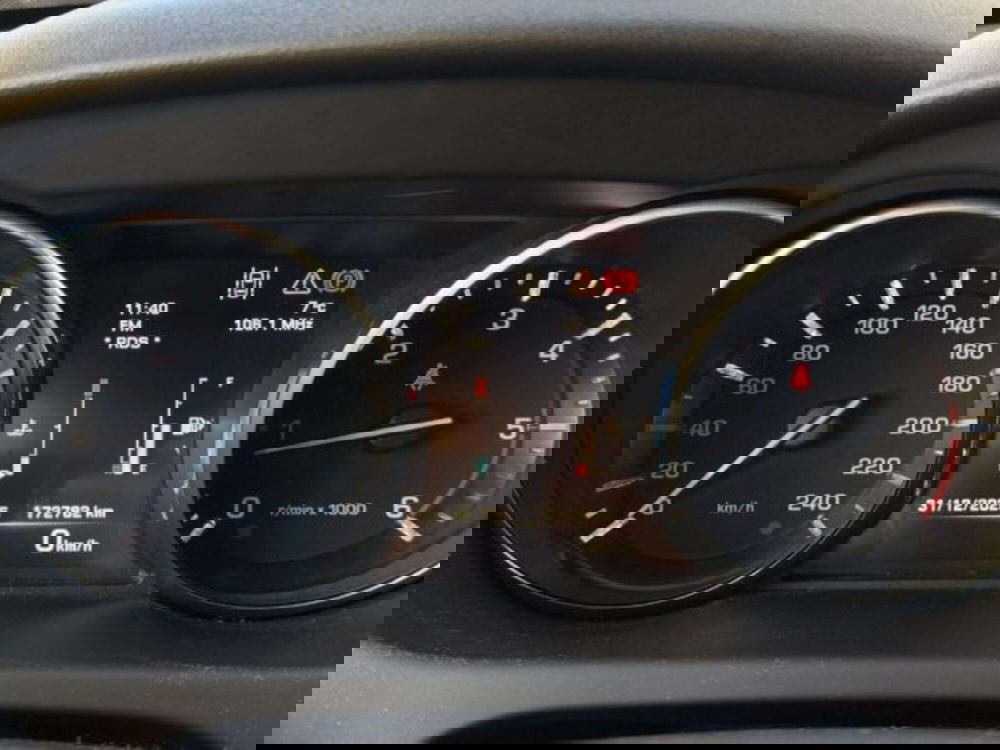 Land Rover Discovery Sport usata a Siena (14)