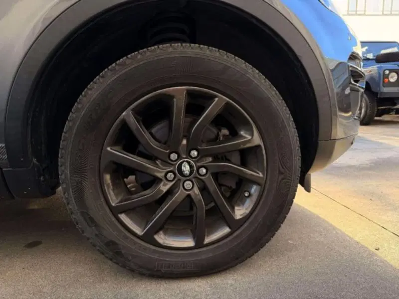 Land Rover Discovery Sport usata a Siena (9)