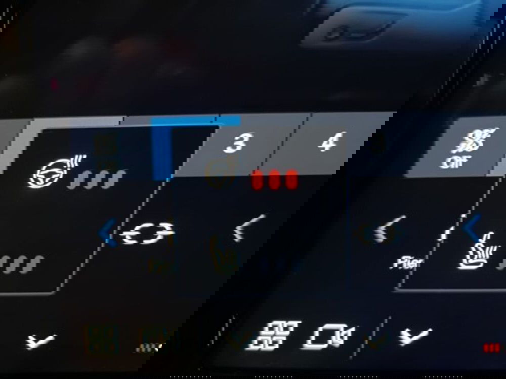 Volvo XC40 usata a Novara (16)