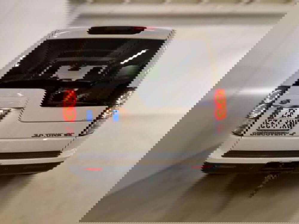 Land Rover Discovery usata a Modena (11)