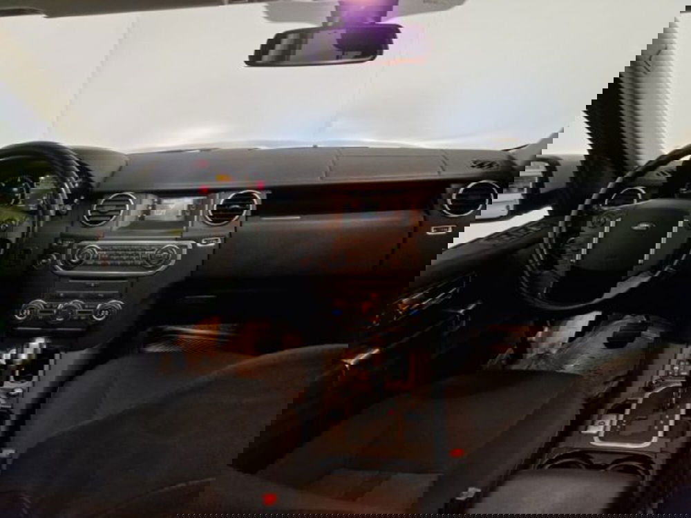 Land Rover Discovery usata a Modena (7)