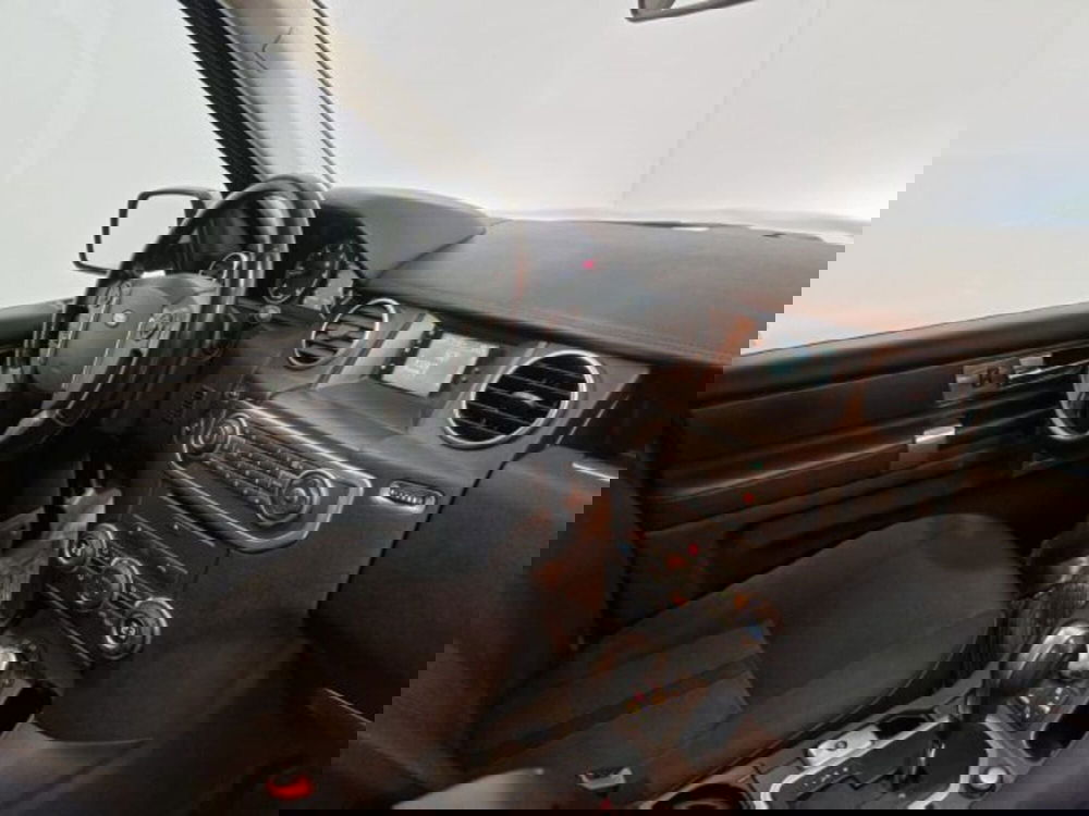 Land Rover Discovery usata a Modena (8)