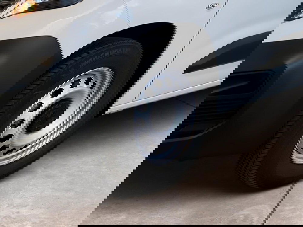 Peugeot Partner Furgone usata a Torino (15)