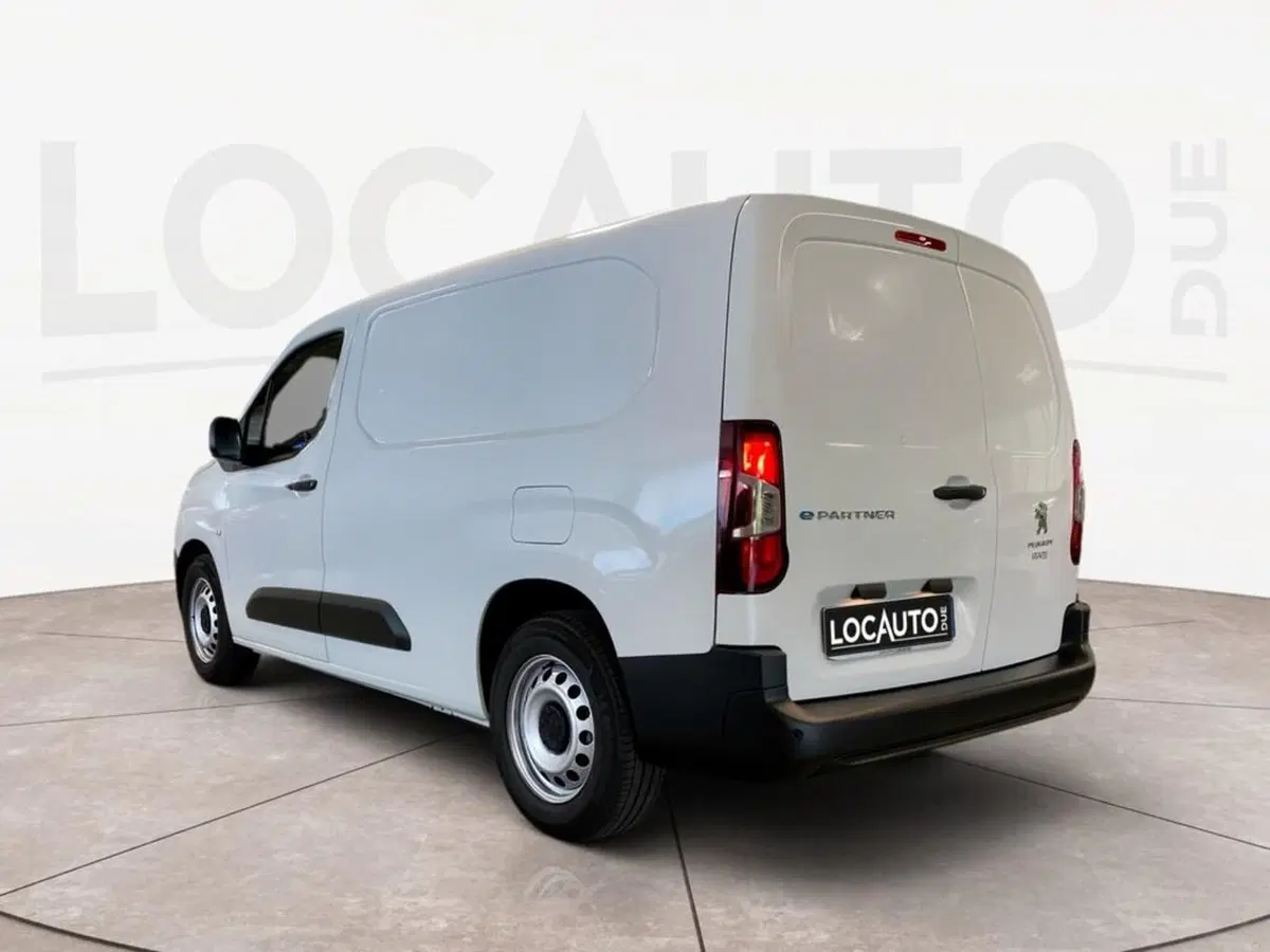 Peugeot Partner Furgone usata a Torino (5)
