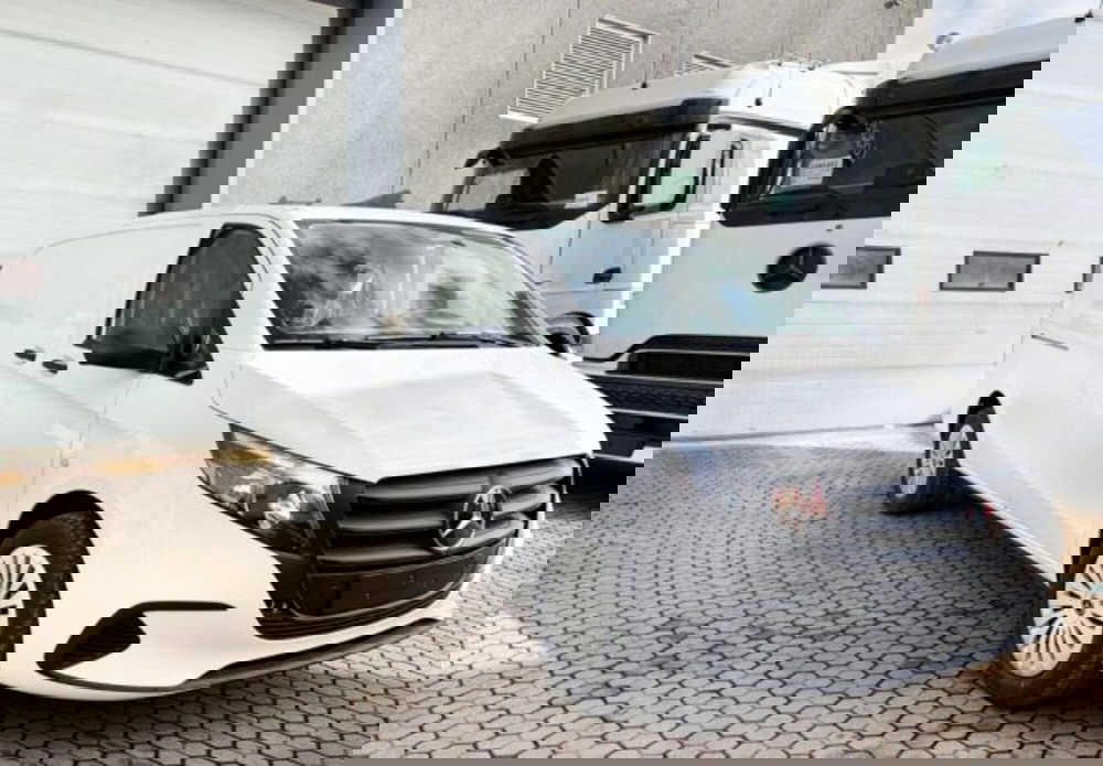Mercedes-Benz Vito nuova a Bergamo (3)