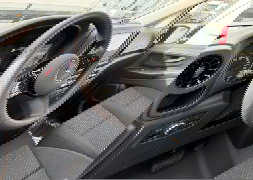 Mercedes-Benz Vito nuova a Bergamo (7)