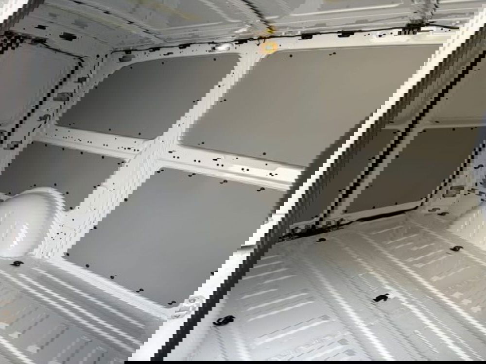 Mercedes-Benz Vito nuova a Bergamo (6)