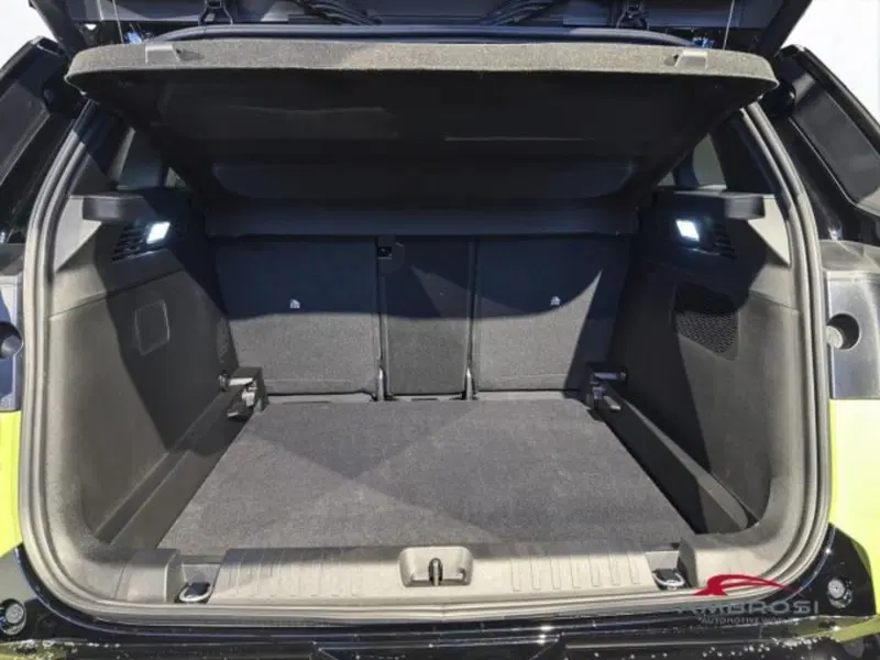 Jeep Compass nuova a Perugia (9)