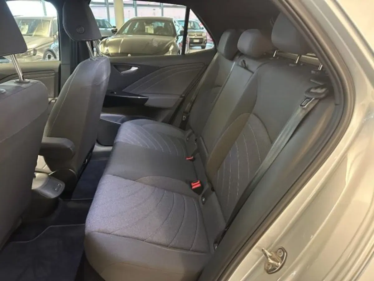 Volkswagen ID.3 usata a Cuneo (12)