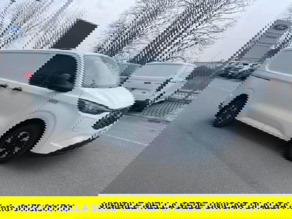 Ford E-Transit Custom Furgone nuova a Cuneo