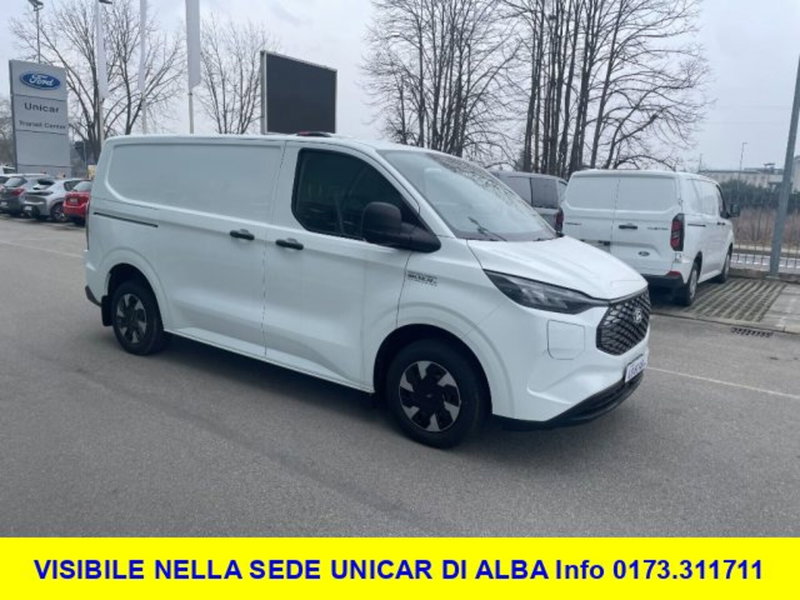 Ford E-Transit Custom Furgone nuova a Cuneo