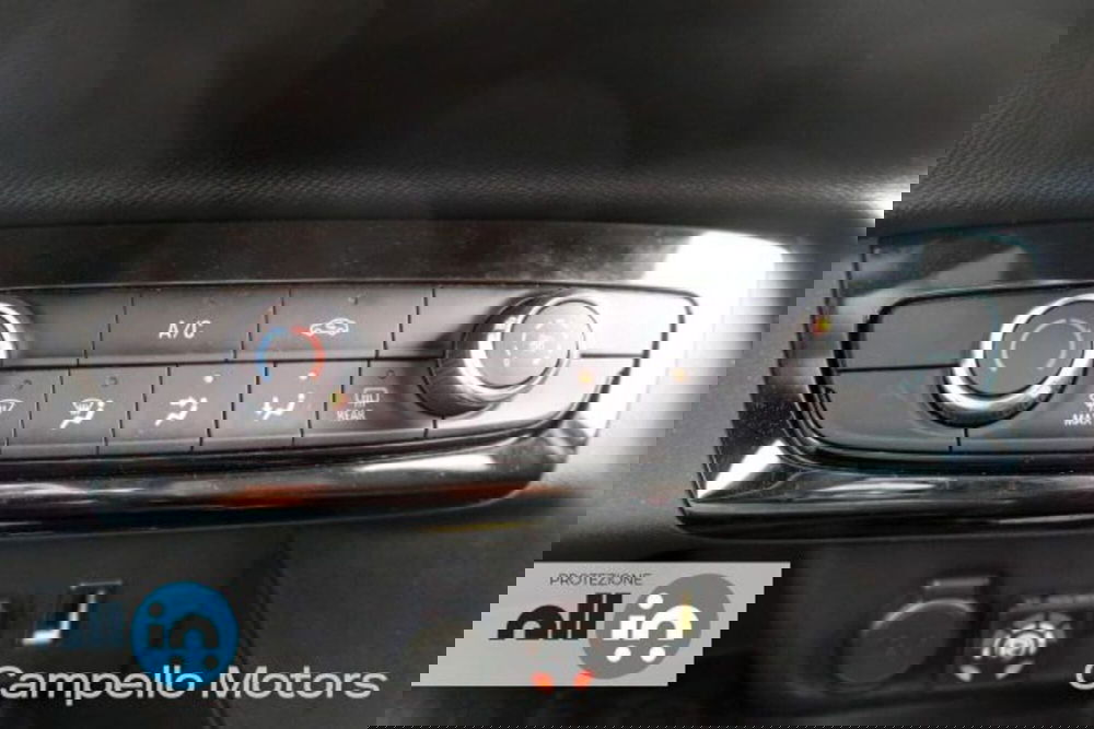 Opel Corsa usata a Venezia (12)