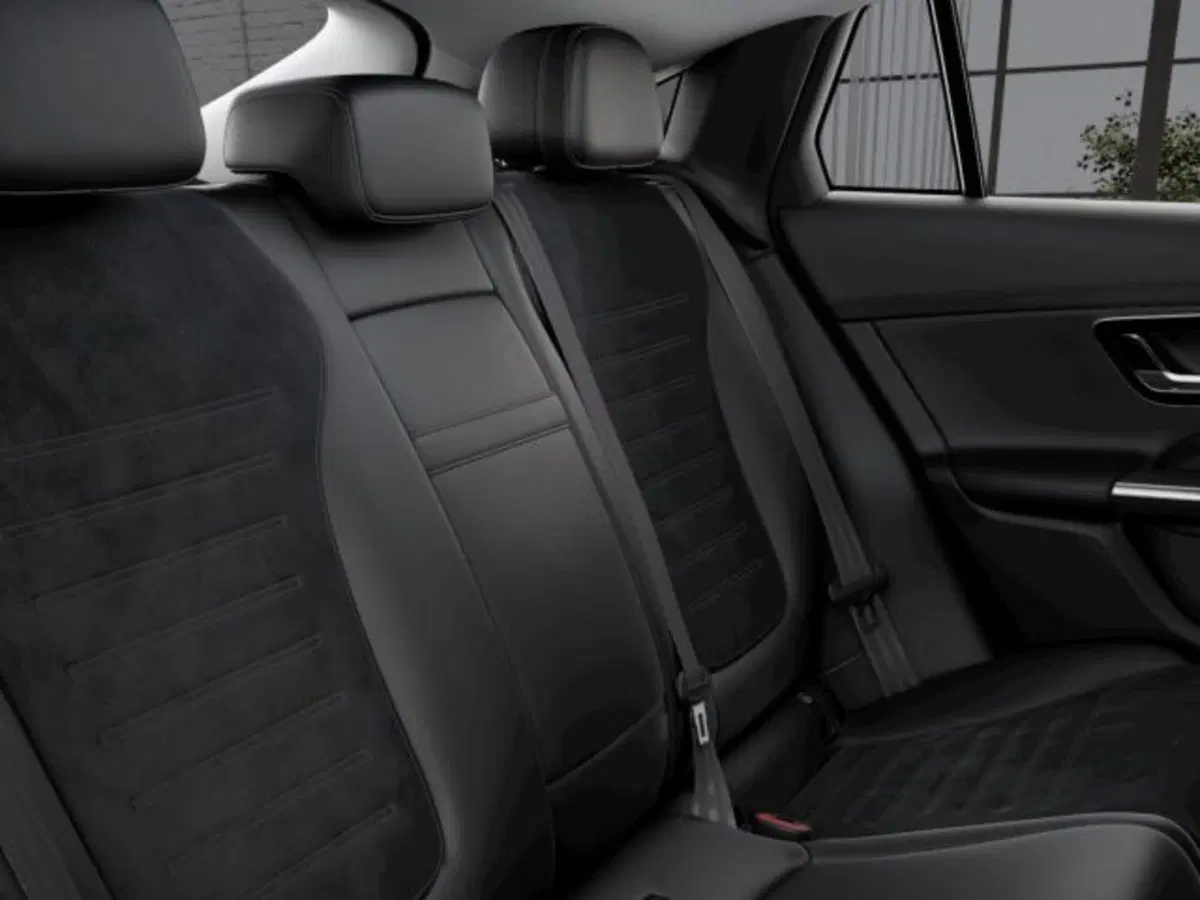 Mercedes-Benz GLC nuova a Verona (7)