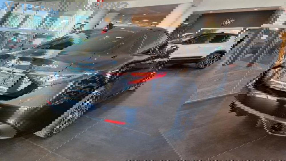 Alfa Romeo Giulia nuova a Modena (4)