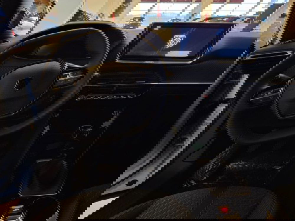 Peugeot 2008 nuova a Vicenza (10)