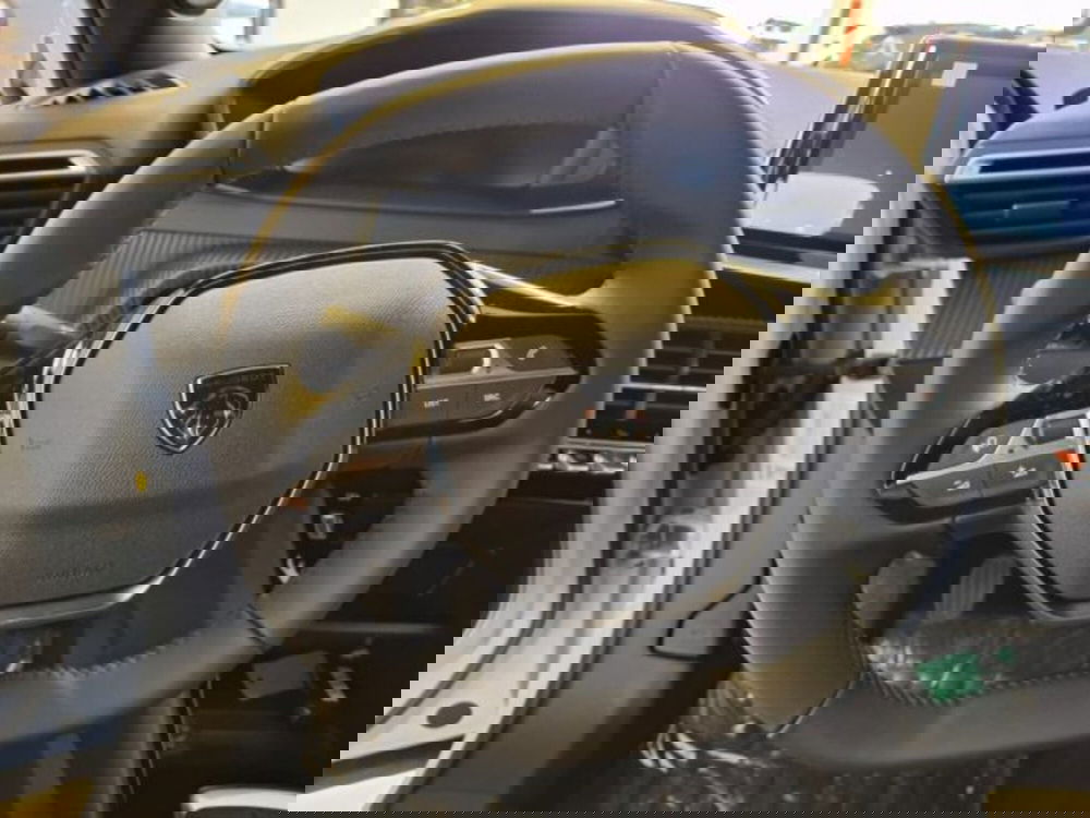 Peugeot 2008 nuova a Vicenza (11)