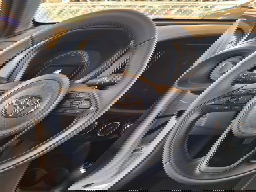 Toyota Aygo X nuova a Vicenza (11)