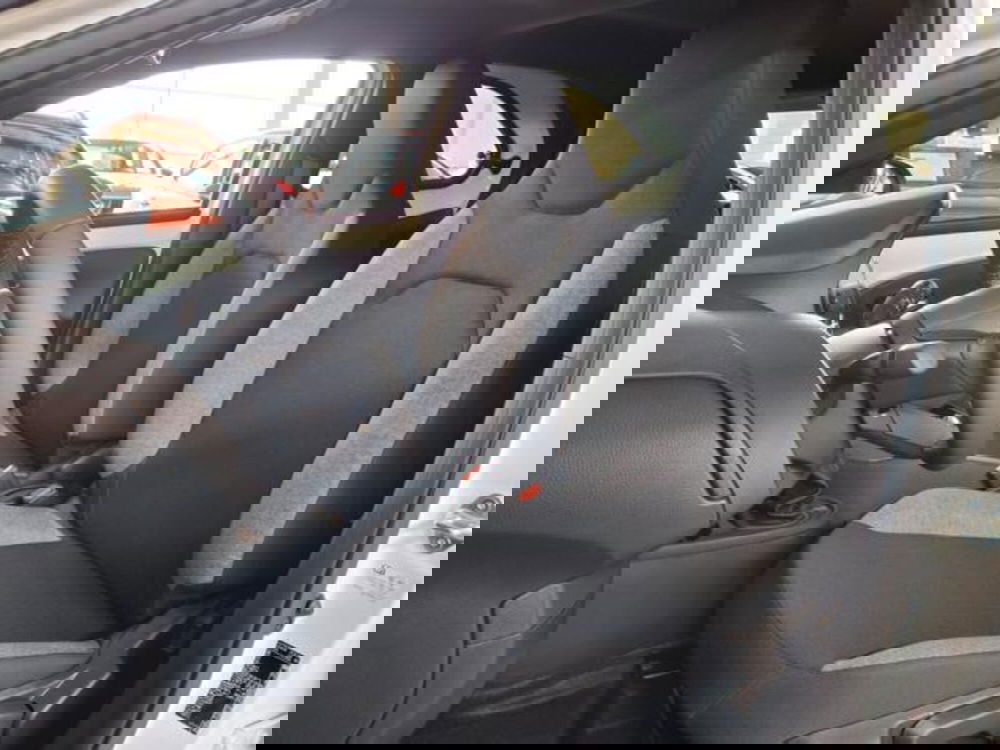 Toyota Aygo X nuova a Vicenza (8)