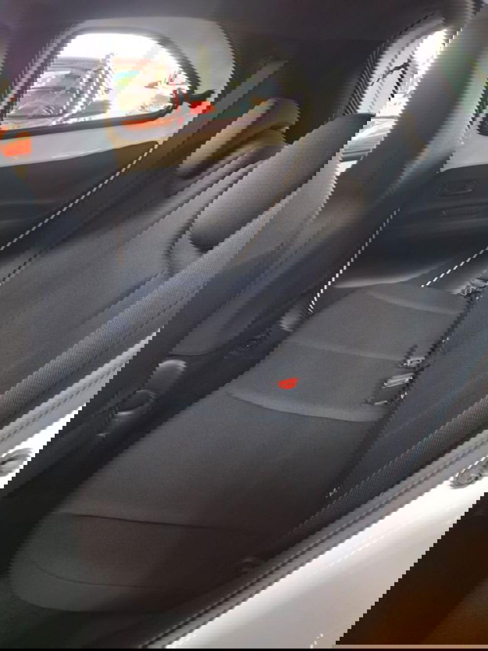 Toyota Aygo X nuova a Vicenza (9)