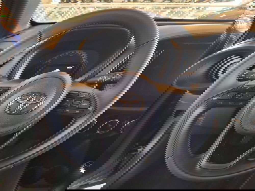 Toyota Aygo X nuova a Vicenza (11)