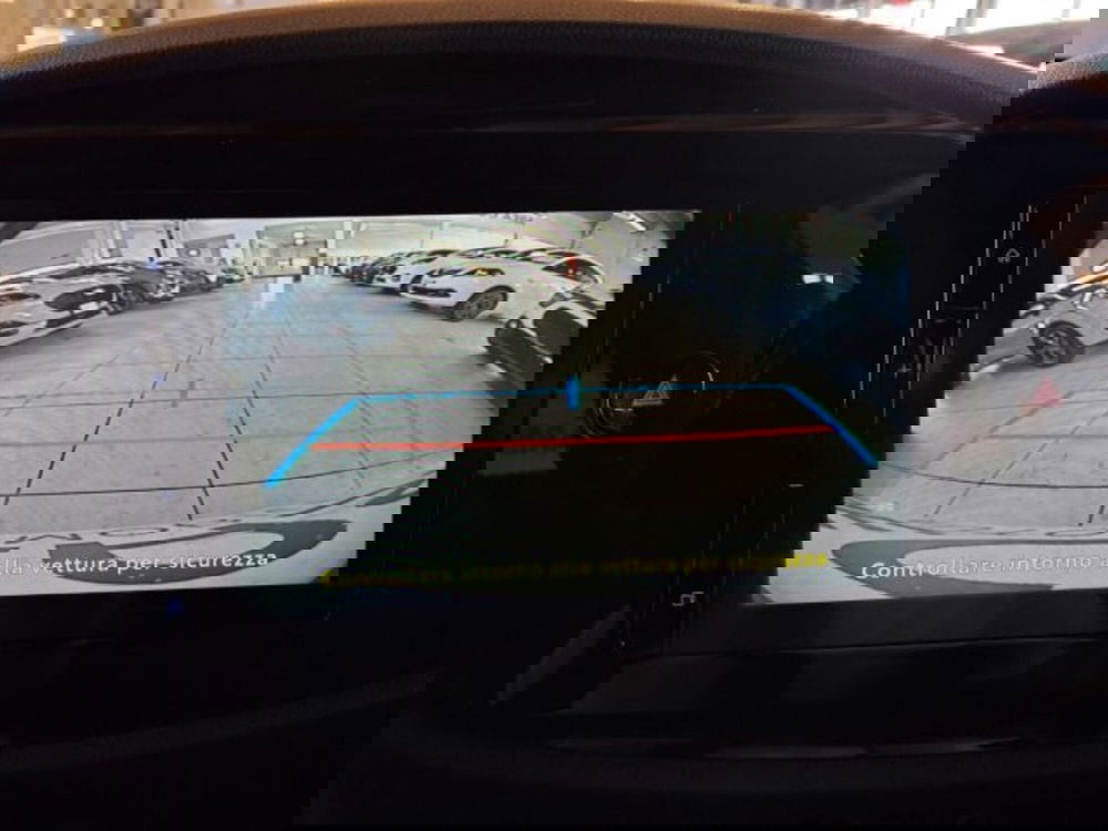 Toyota Aygo X nuova a Vicenza (12)