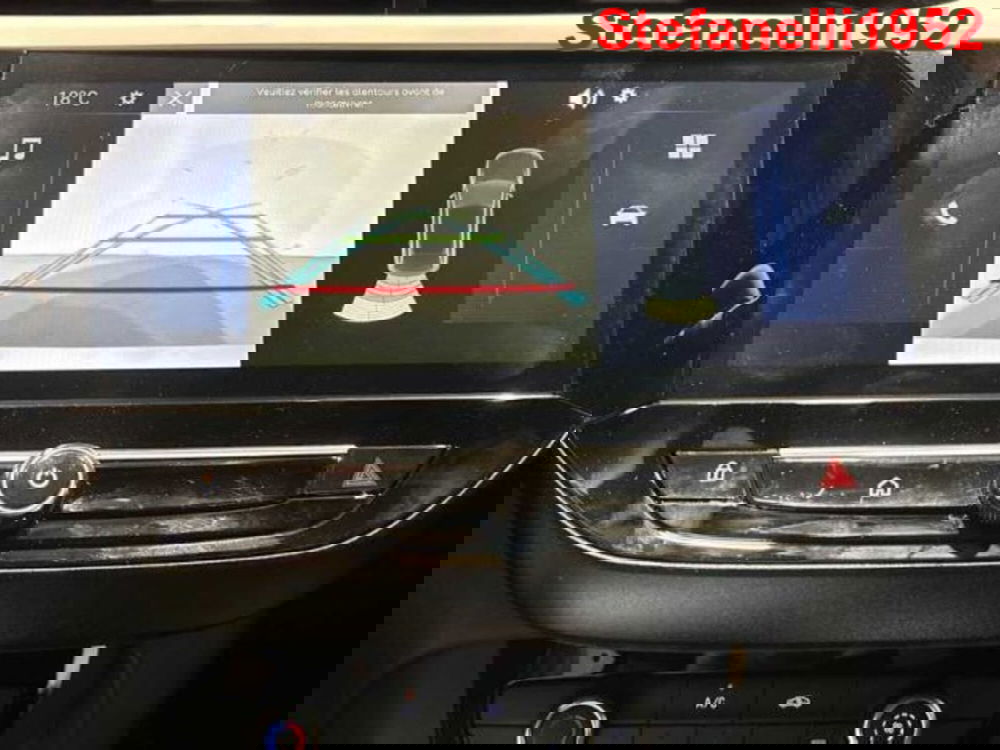 Opel Corsa nuova a Bologna (12)