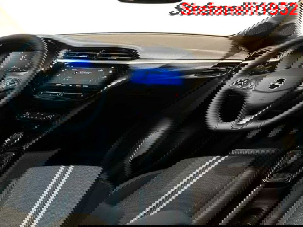 Opel Corsa nuova a Bologna (13)