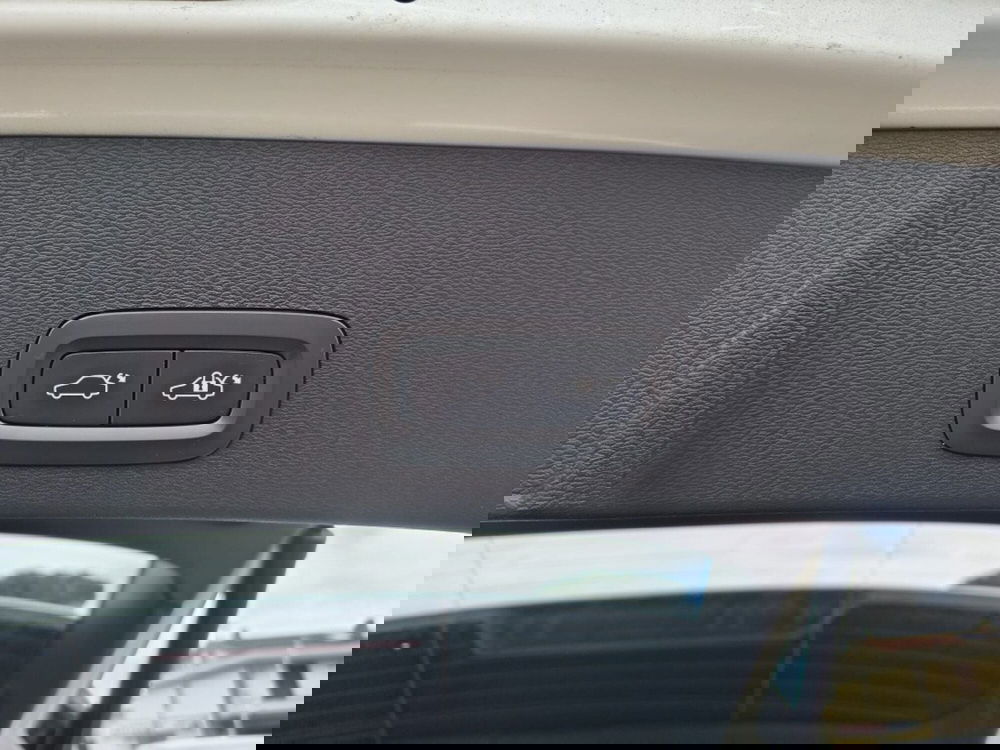 Volvo XC40 usata a Firenze (8)