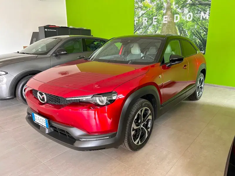 Mazda MX-30 R-EV nuova a Verona (2)