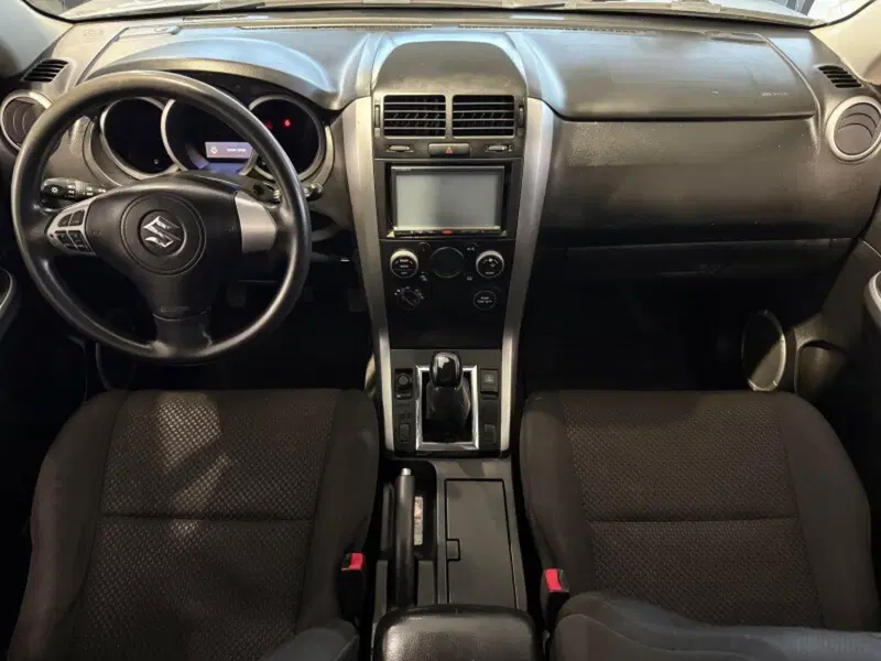 Suzuki Grand Vitara usata a Firenze (4)